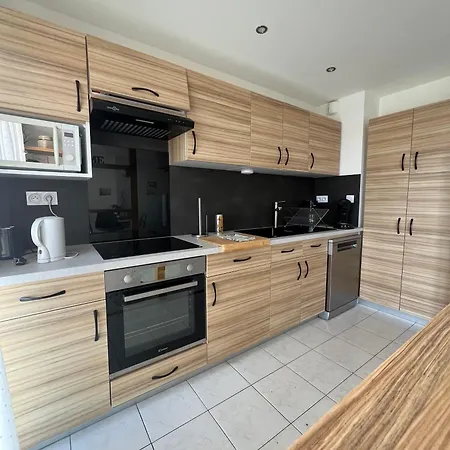 T2 Centre Dans Calme Apartment *