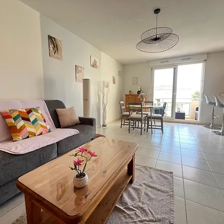 Apartmán T2 Centre Dans Calme